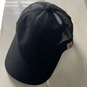 Carhartt Black trucker cap.